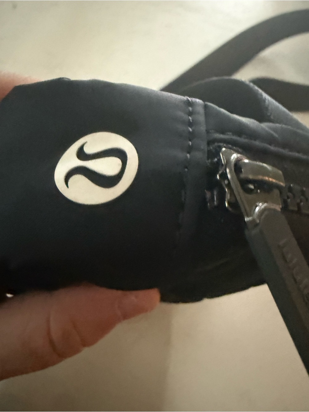 lululemon athletica Black Quilted Belt Bag retired - Picture 2 of 3